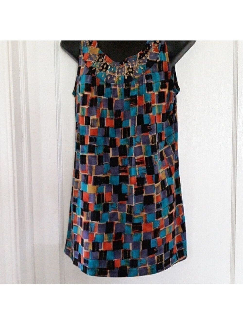 Relativity  Colorful Gold  Sequence  Top